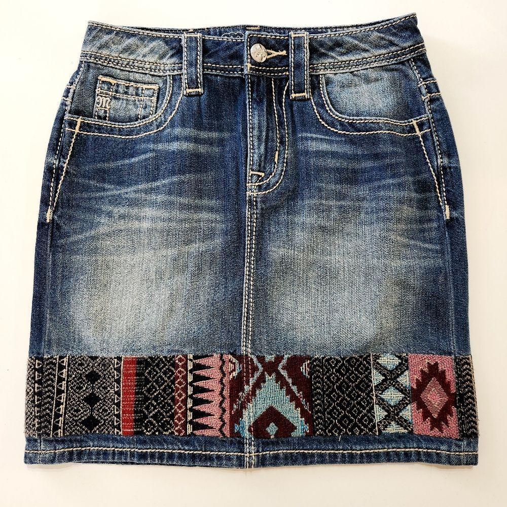 Miss Me High Rise Denim Skirt Southwestern Aztec Embroidered Border Size 25 - Picture 2 of 12